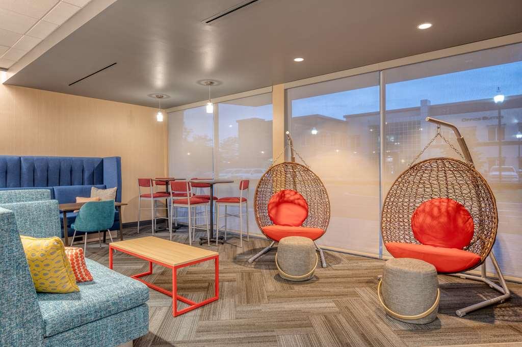 Hotel Tru By Hilton Indianapolis Lawrence, In Interior foto